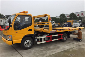 宝鸡哪里有拖车服务